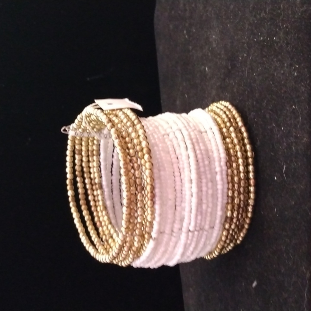 Beaded cuff bracelet